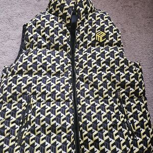 Stylish Geometric Patterned Vest